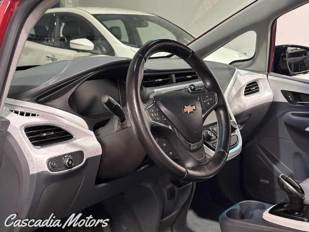 Used 2020 Chevrolet Bolt Premier w/ Infotainment Package FWD image 16
