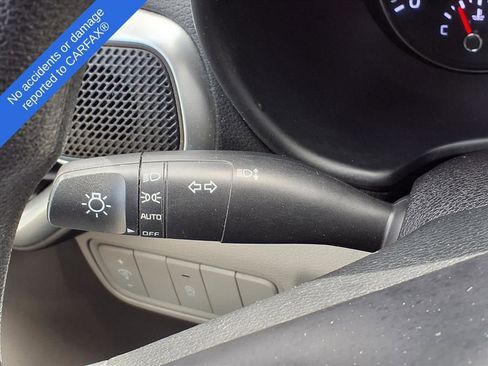 Used 2020 Kia Soul LX FWD image 23