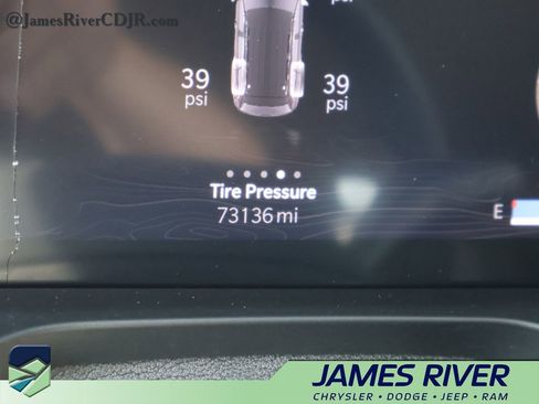 Used 2024 Jeep Grand Cherokee Laredo RWD image 29