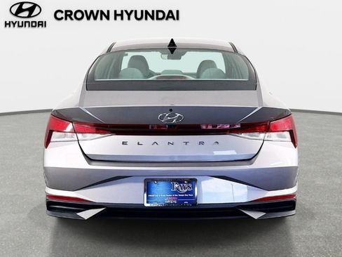 Certified 2023 Hyundai Elantra SEL w/ Convenience Package FWD image 6