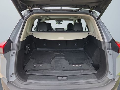 Used 2023 Nissan Rogue SL AWD/4WD image 15