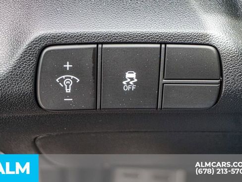 Used 2025 Hyundai Elantra Sport image 44