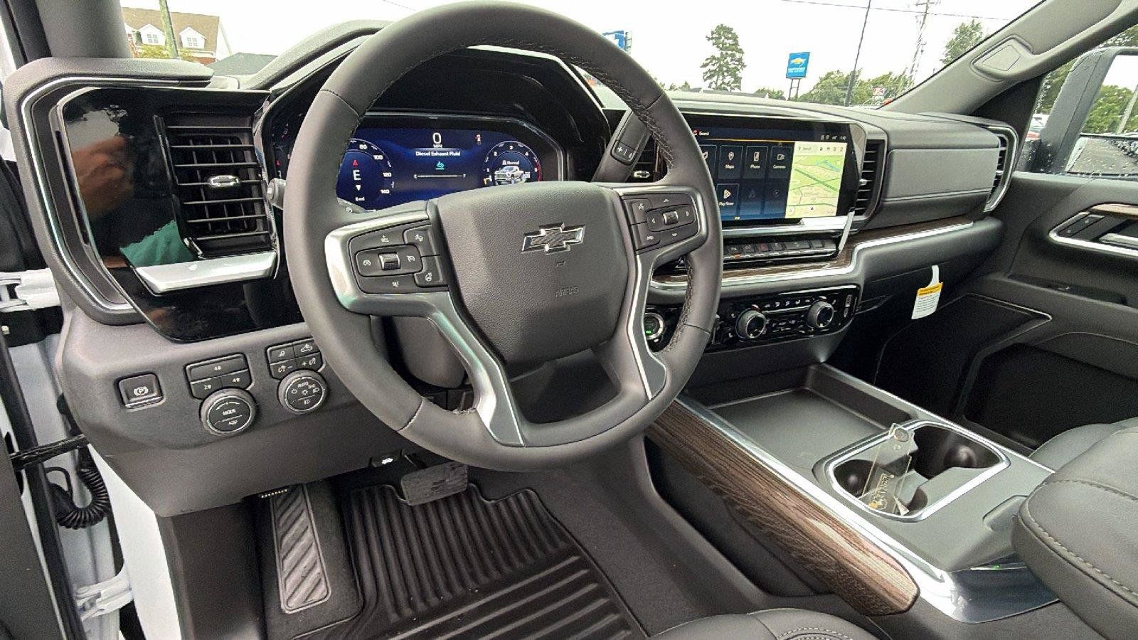 New 2026 Chevrolet Silverado 2500 LT w/ Trail Boss Package AWD/4WD image 3