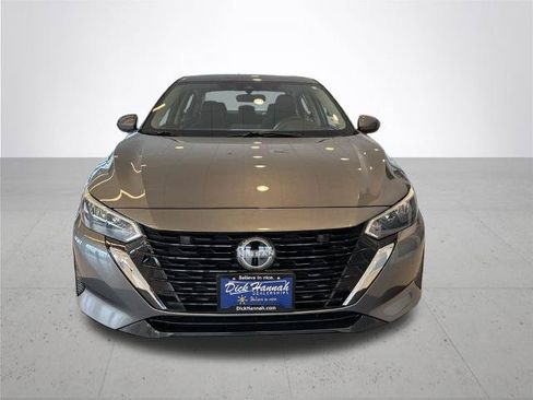 Certified 2024 Nissan Sentra S FWD image 3