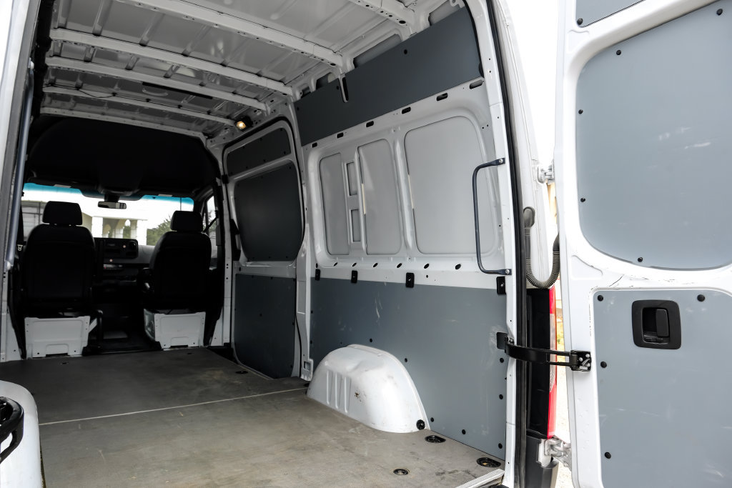Used 2025 Mercedes-Benz Sprinter 2500 image 53