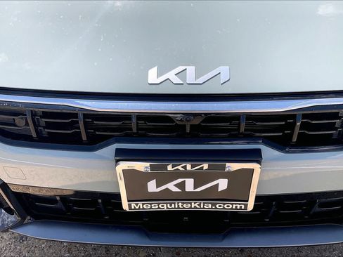 Certified 2025 Kia K4 GT-Line Turbo FWD image 32
