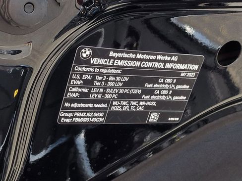 Certified 2023 BMW 530e 530e w/ Convenience Package image 27