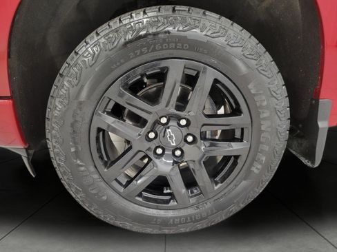Used 2024 Chevrolet Silverado 1500 RST AWD/4WD image 3