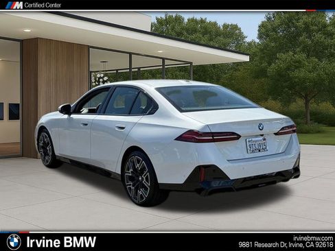 Used 2026 BMW 530i w/ M Sport Package image 12