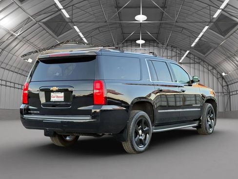 Used 2016 Chevrolet Suburban LTZ AWD/4WD image 7