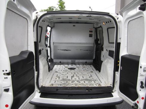 Used 2022 RAM ProMaster City Tradesman FWD image 9