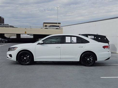 Used 2020 Volkswagen Passat 2.0T SE image 4
