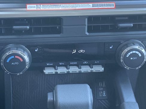 New 2026 Toyota Tacoma TRD Off-Road AWD/4WD image 18
