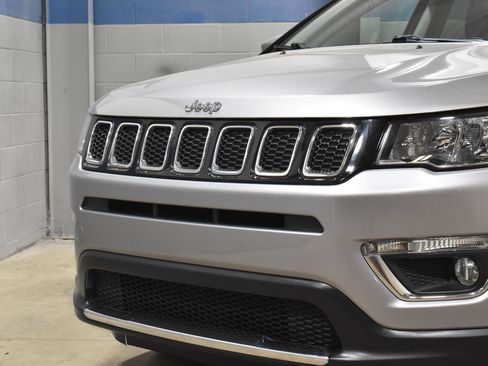 Used 2019 Jeep Compass Limited AWD/4WD image 29