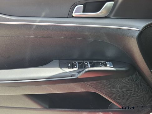 Certified 2025 Kia K5 LXS FWD image 30