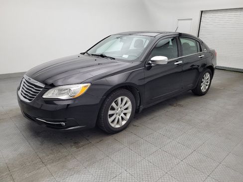 Used 2013 Chrysler 200 Limited w/ Sun/Sound Group image 2