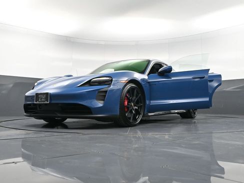 Certified 2024 Porsche Taycan GTS AWD/4WD image 40