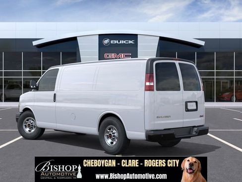 New 2026 GMC Savana 3500 w/ Driver Convenience Package RWD image 3