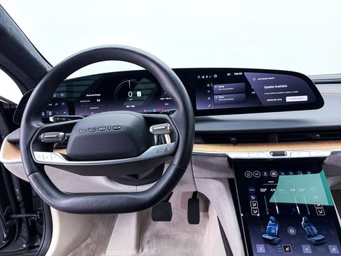 Used 2024 Lucid Air Touring AWD/4WD image 4