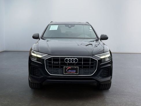 Used 2019 Audi Q8 Premium w/ Convenience Package image 2