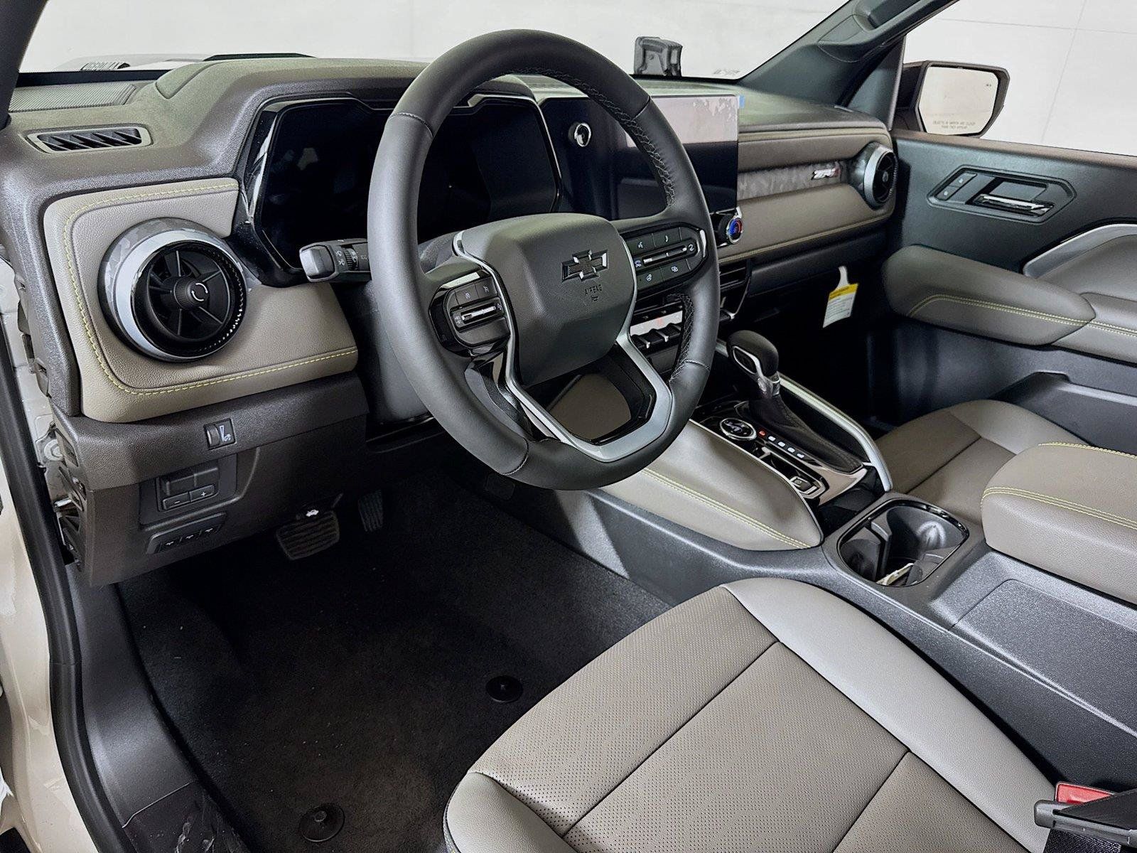 New 2026 Chevrolet Colorado ZR2 AWD/4WD image 5