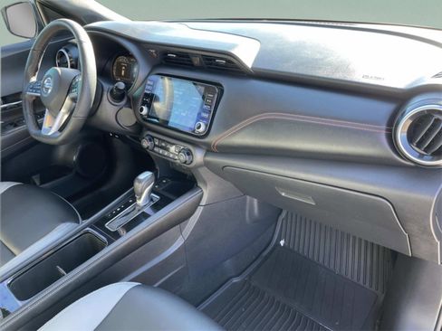Used 2021 Nissan Kicks SR w/ SR Premium Package image 21