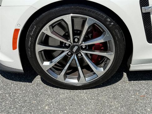 Used 2016 Cadillac CTS V w/ Carbon Fiber Package RWD image 16
