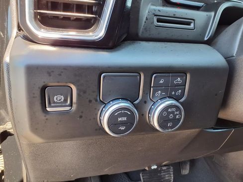 Used 2022 GMC Sierra 1500 Denali RWD image 27