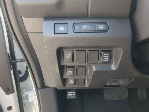 New 2025 Nissan Frontier Pro-X w/ Pro Premium Package RWD image 17