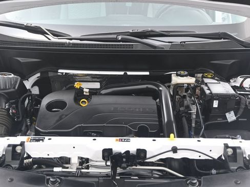 Used 2024 Chevrolet Equinox LS FWD image 12