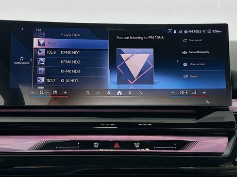 New 2026 BMW 550e xDrive image 11