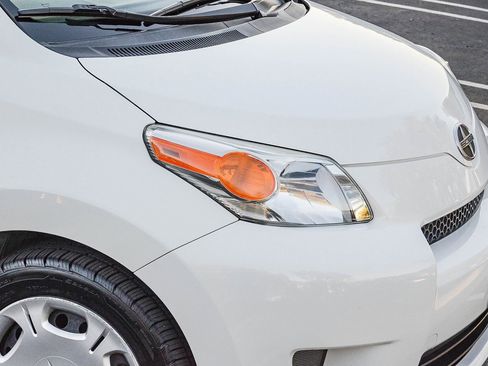 Used 2012 Scion xD image 11