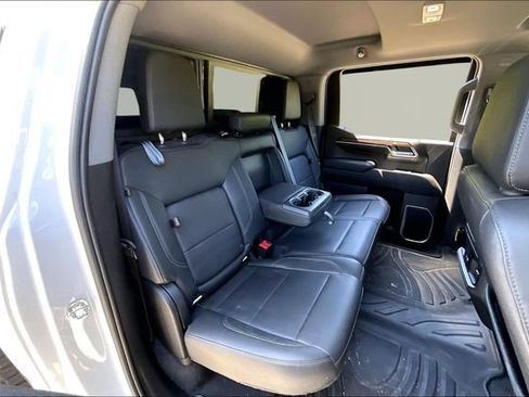 Used 2023 Chevrolet Silverado 1500 RST w/ Convenience Package II AWD/4WD image 17