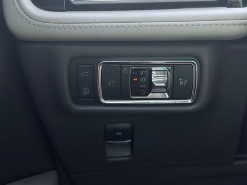 Certified 2023 Lincoln Nautilus AWD w/ Premium Package image 34