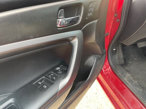 Used 2017 Honda Accord EX-L image 10