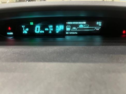 Used 2015 Toyota Prius Four image 24