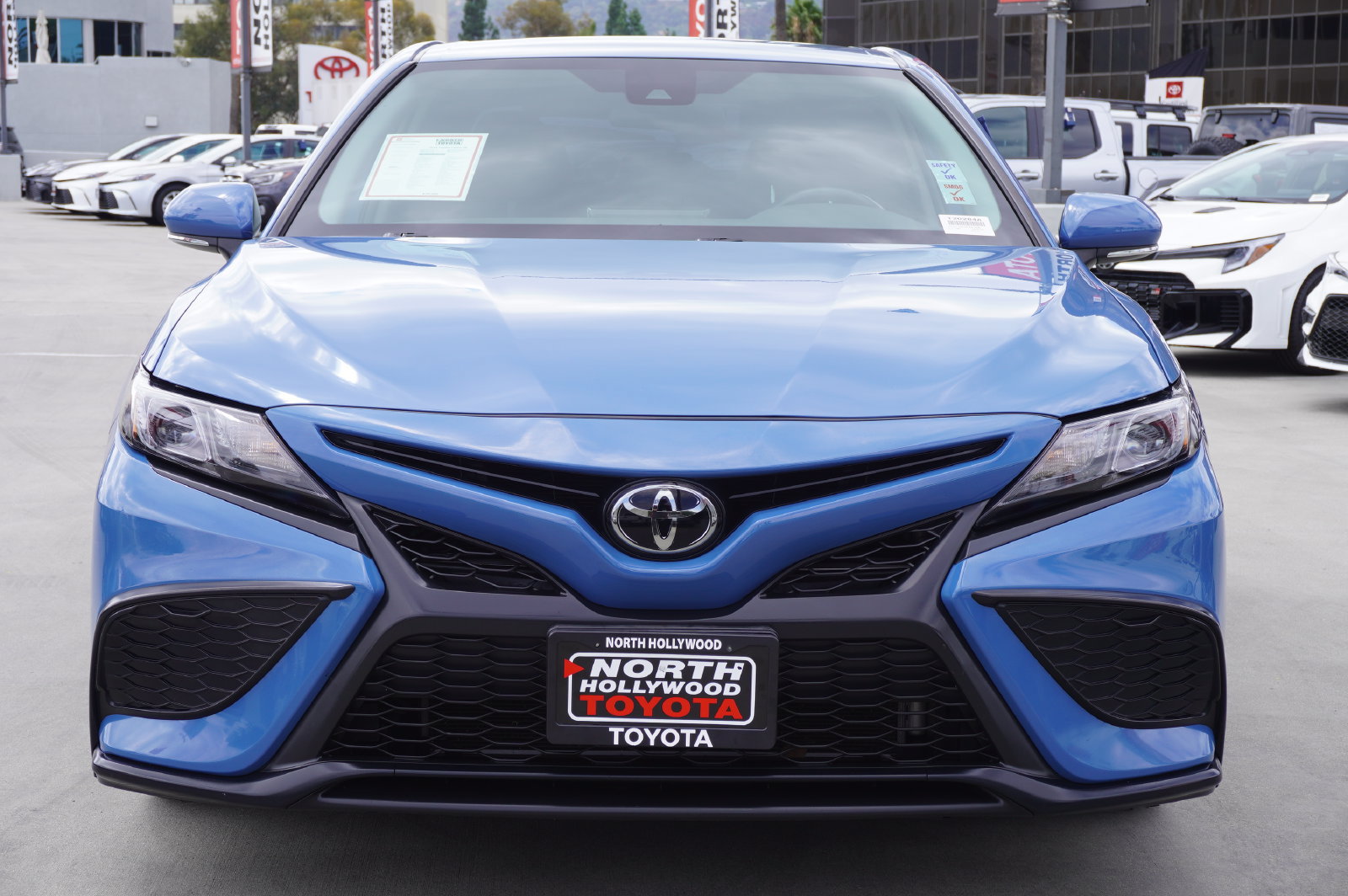 Certified 2024 Toyota Camry SE FWD image 3