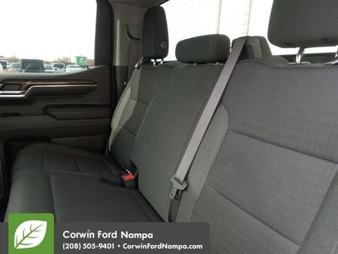 Used 2022 Chevrolet Silverado 1500 LT Trail Boss image 25