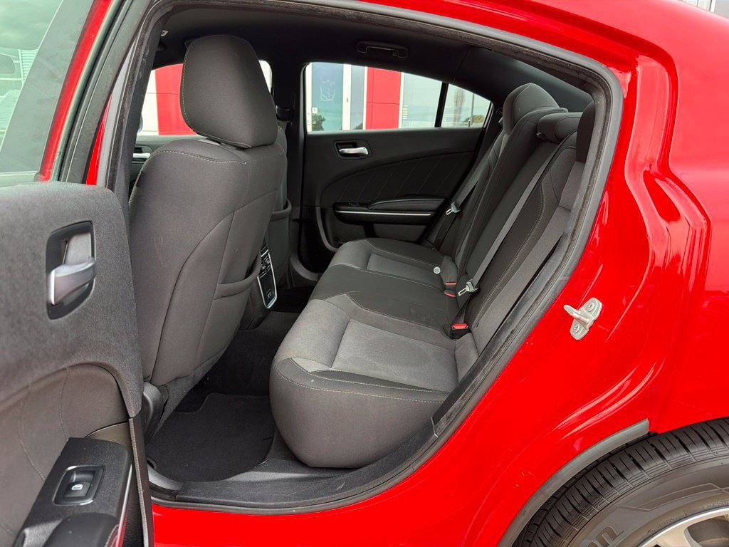 Used 2022 Dodge Charger SXT RWD image 15