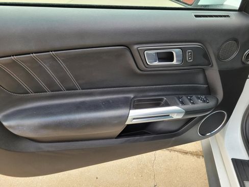Used 2023 Ford Mustang Premium RWD image 15