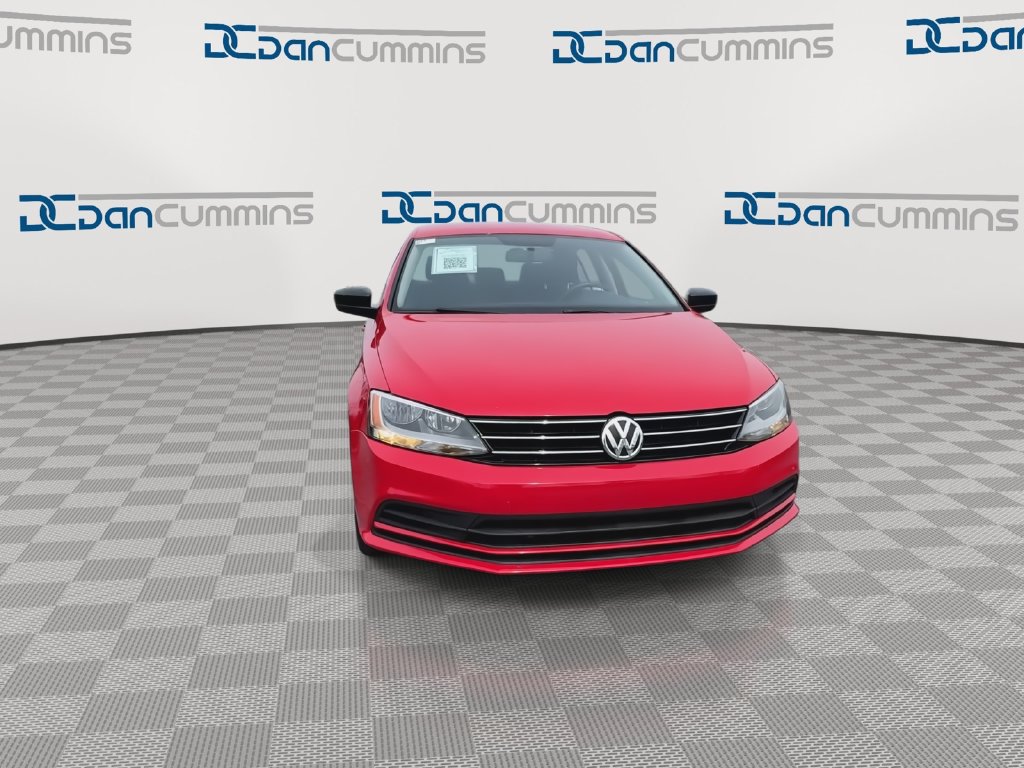 Used 2015 Volkswagen Jetta SE FWD image 3