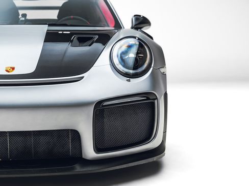 Used 2018 Porsche 911 GT2 RS RWD image 26