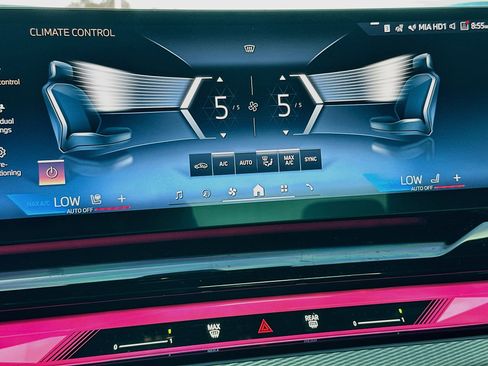 Certified 2025 BMW i5 eDrive40 w/ M Sport Package AWD/4WD image 14
