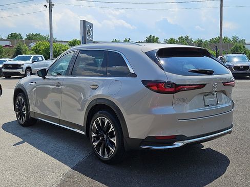 Used 2024 MAZDA CX-90 Plug-In Hybrid w/ Premium Plus AWD/4WD image 4