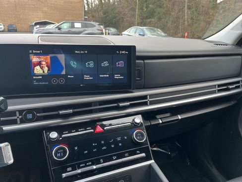 Used 2025 Hyundai Santa Fe SEL image 21