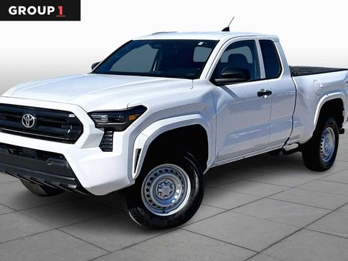 Used 2024 Toyota Tacoma SR image 1