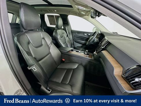 Used 2023 Volvo XC60 B5 Plus w/ Climate Package AWD/4WD image 34