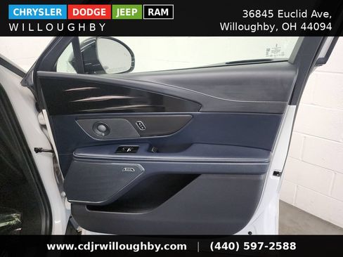 Used 2024 Lincoln Nautilus Reserve w/ Equipment Group 202A AWD/4WD image 36