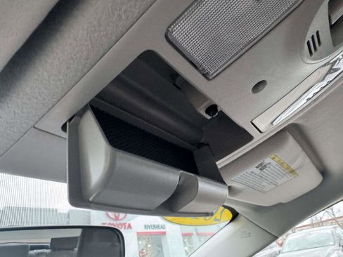 Used 2011 Toyota Prius Three image 30