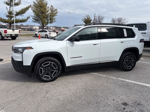 New 2026 Jeep Cherokee Limited AWD/4WD image 15